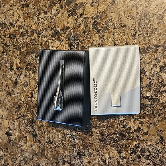 Pronto Uomo Tie Clip - Silver & Gold colour - Picture 5 of 7